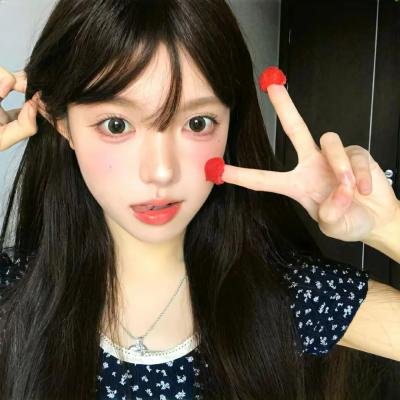 犹在镜中 封面