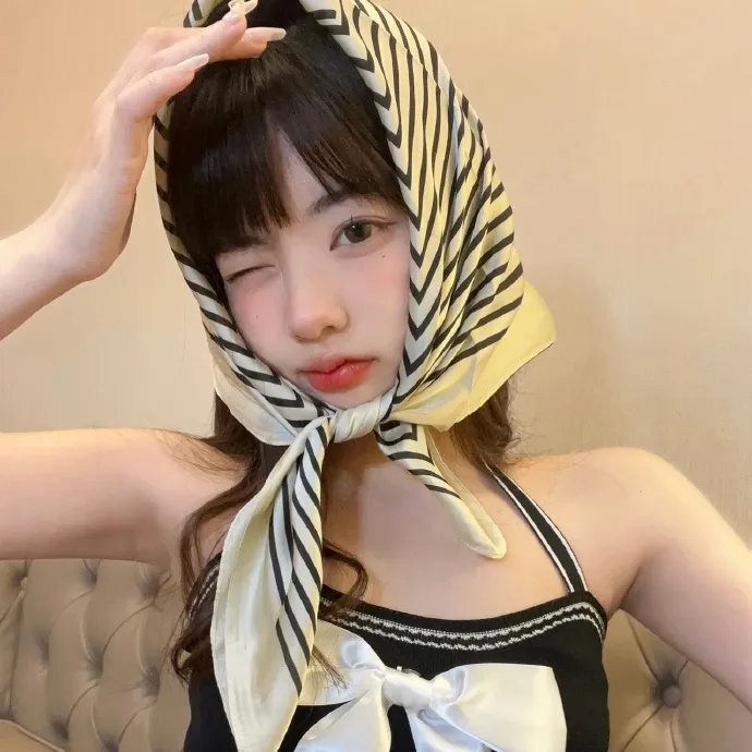 不良喜剧 封面
